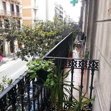 Barcelona Housing Recommend For Students Барселона Экстерьер фото