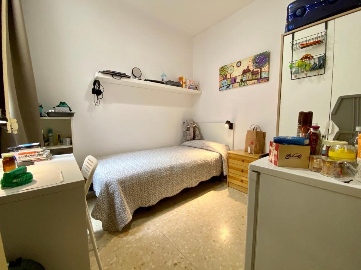 Barcelona Housing Recommend For Students Барселона Экстерьер фото