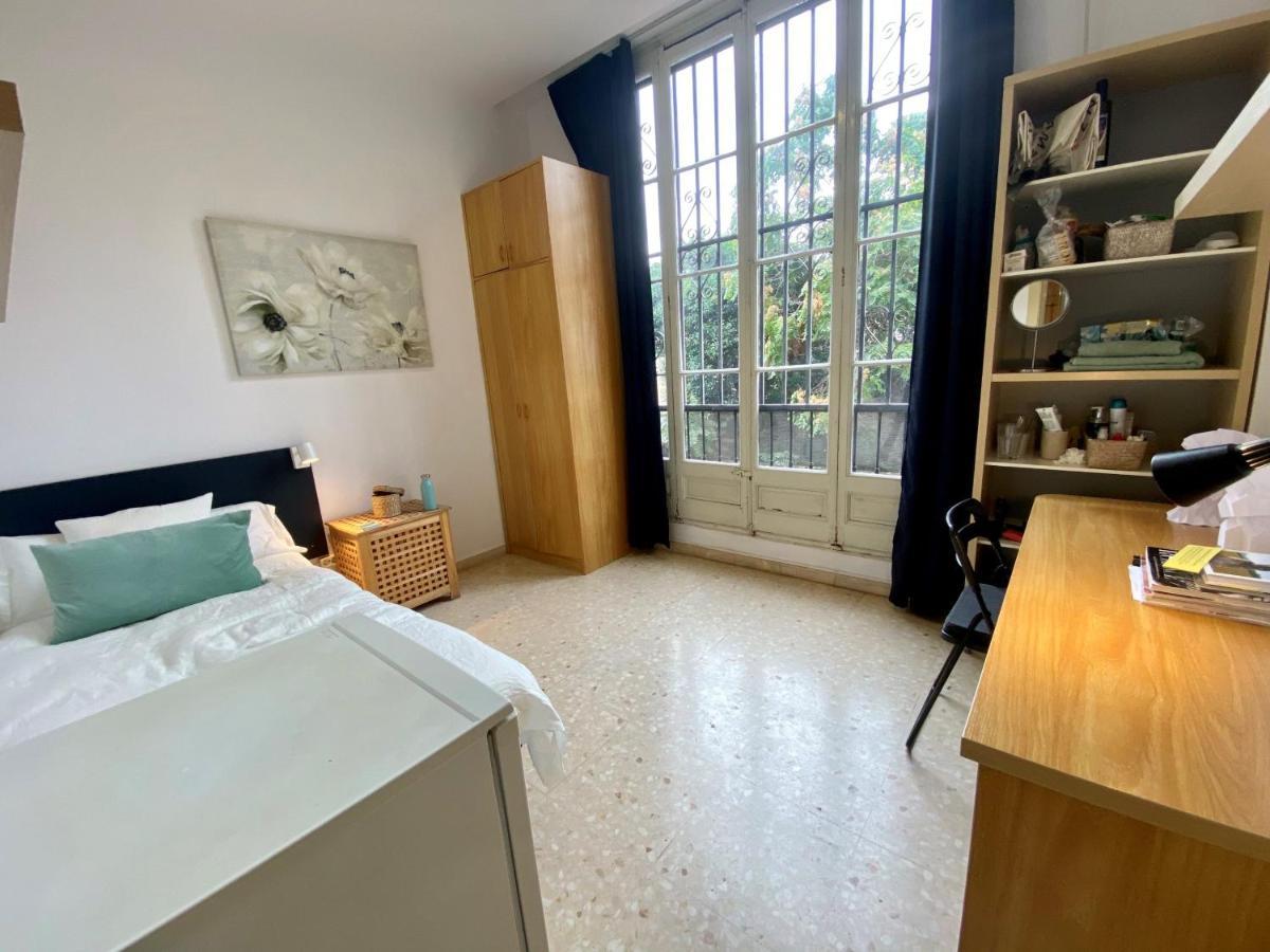 Barcelona Housing Recommend For Students Барселона Экстерьер фото